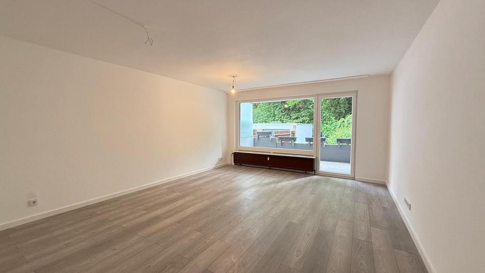 Thumbnail-3-Zimmer-Wohnung in Ahlem mit Balkon, Stellplatz, Hobbykeller