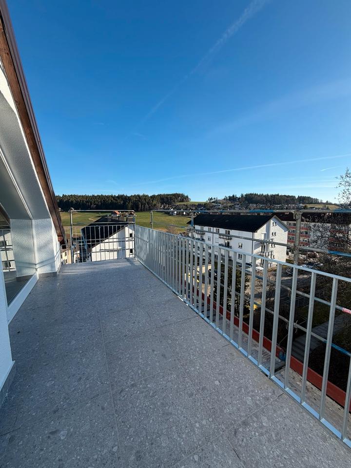 Thumbnail-Moderne 2 Zi. Wohnung mit großer Terrasse und TG Stellplatz