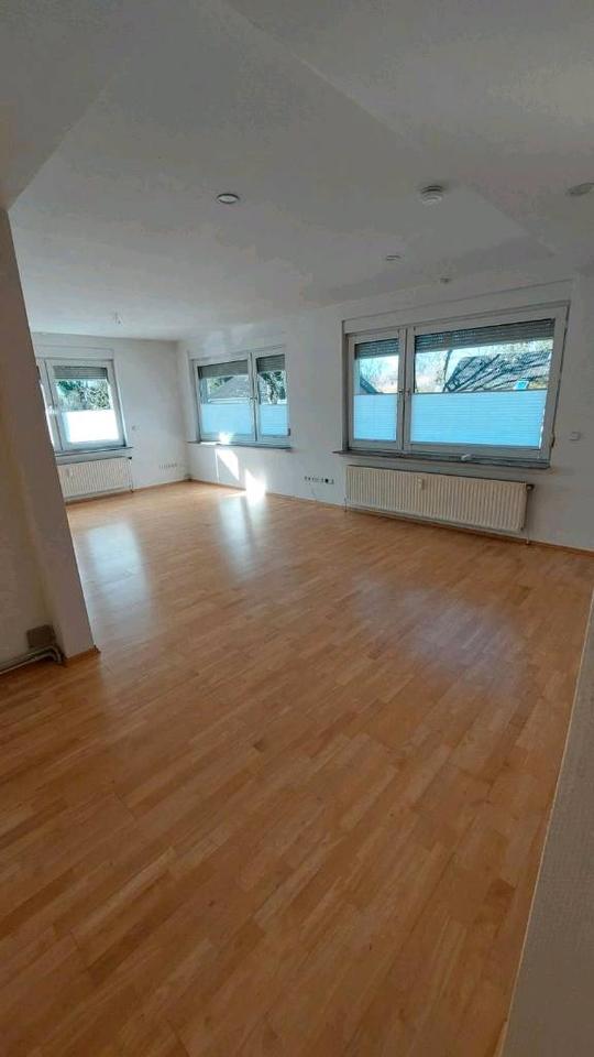 Thumbnail-3 Zimmer Wohnung OG