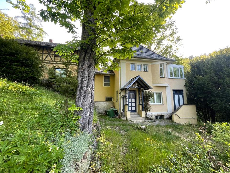 Thumbnail-Villa in Jena-West: Einfamilienhaus mit Anbau