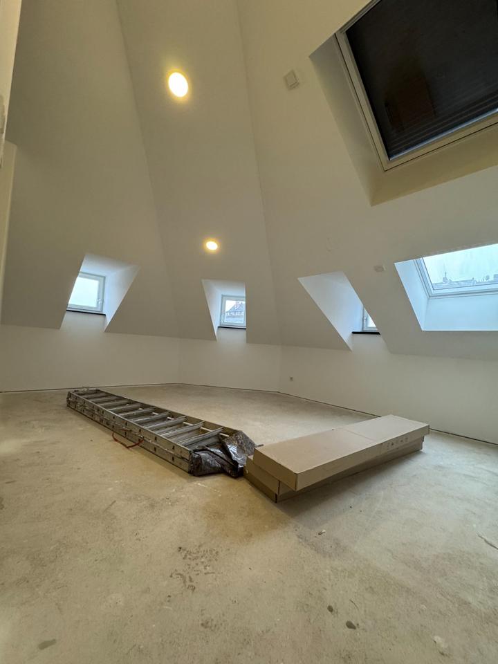 Thumbnail-Exklusive 3-Zimmer-Dachgeschosswohnung im kernsanierten Denkmalob