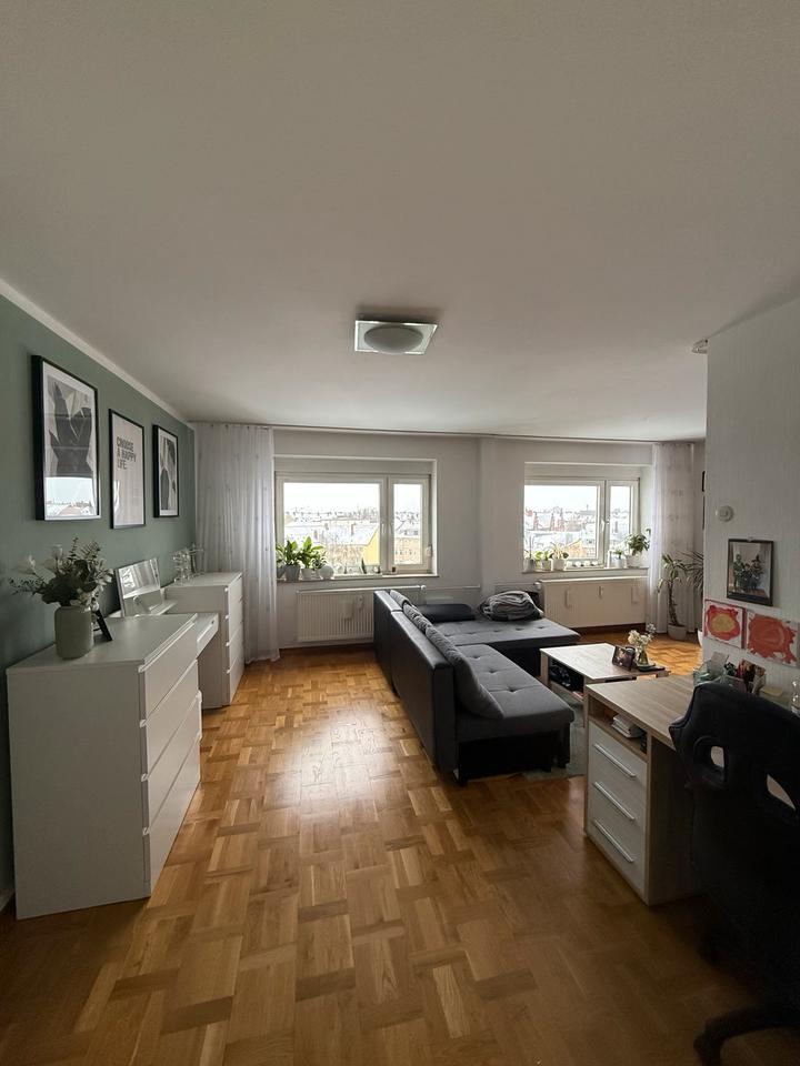 Thumbnail-1,5-Zimmer-Wohnung mit Aufzug in zentraler Lage (Vahrenwand-List)