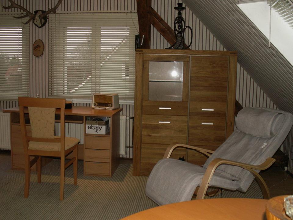 Thumbnail-35qm Dachgeschoßraum , mit Toilette , möbliert,langfristig