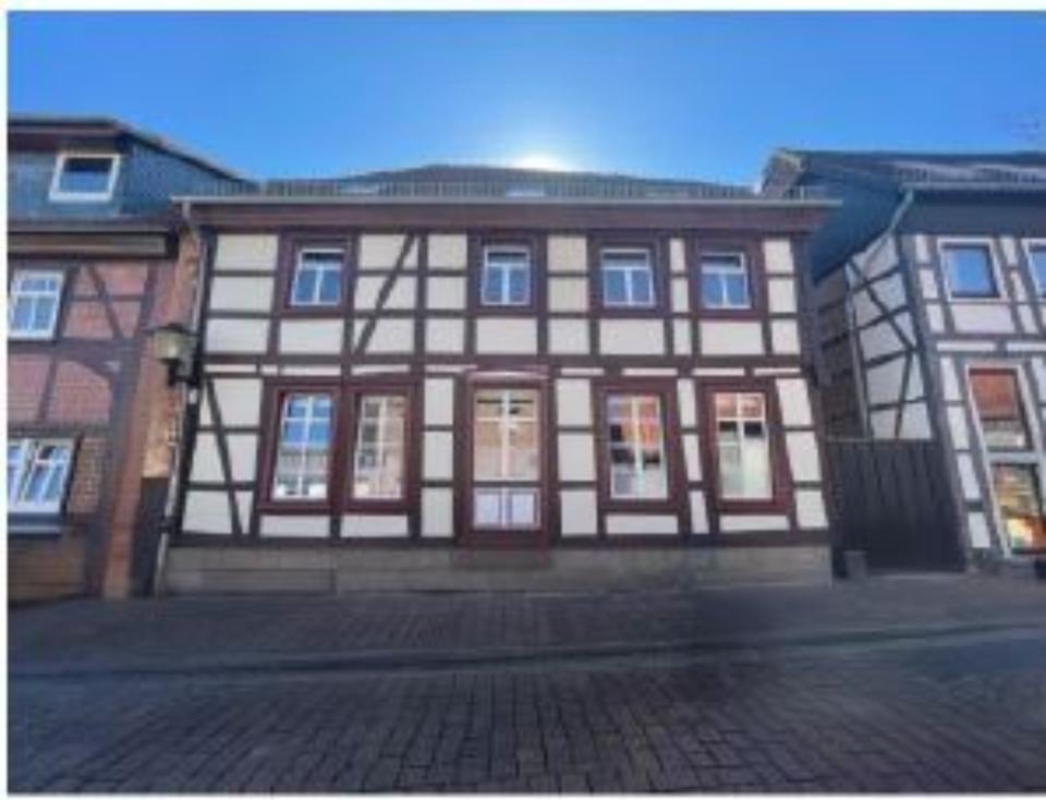 Thumbnail-Wohnhaus mit 3 Wohnungen in der Altstadt Fallersleben