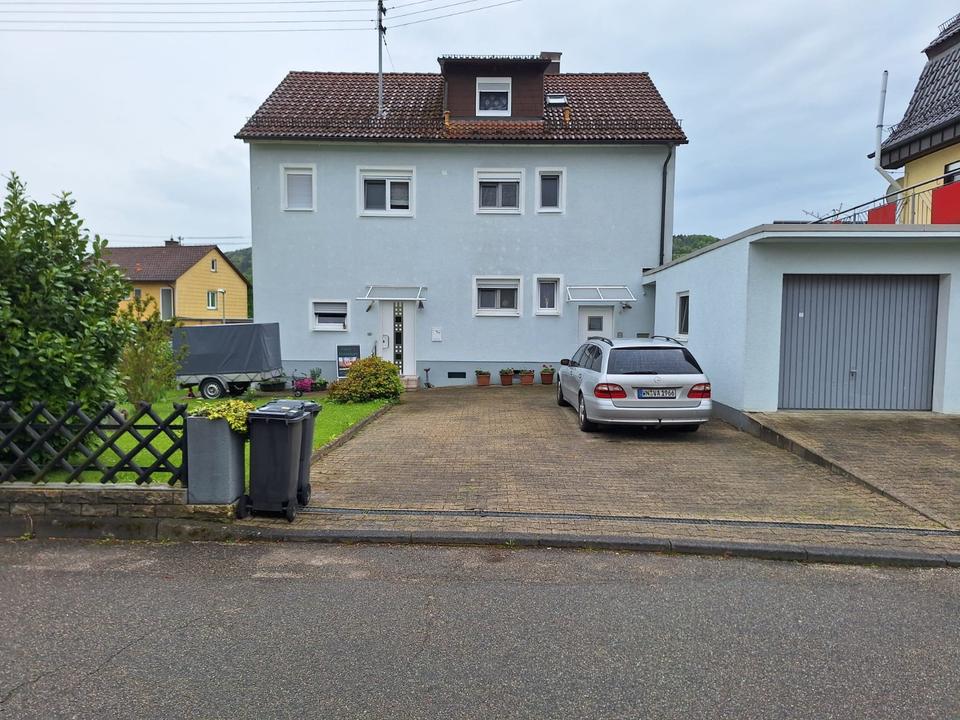Thumbnail-Zweifamilienhaus mit 185 m Provisionsfre Garage + 5 Stellplätze