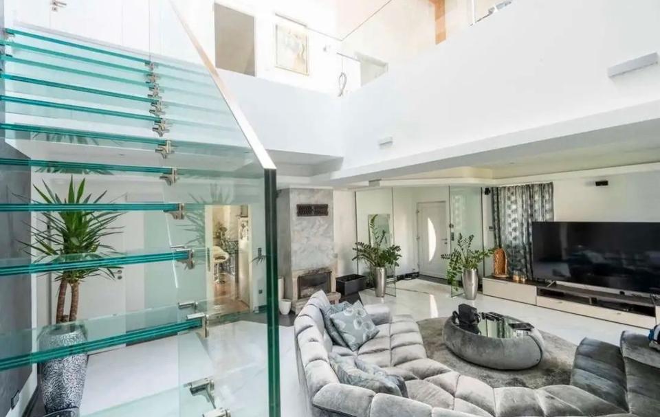 Thumbnail-4-Einheiten-Anwesen in Geretsried optimal für mehrgenerationen