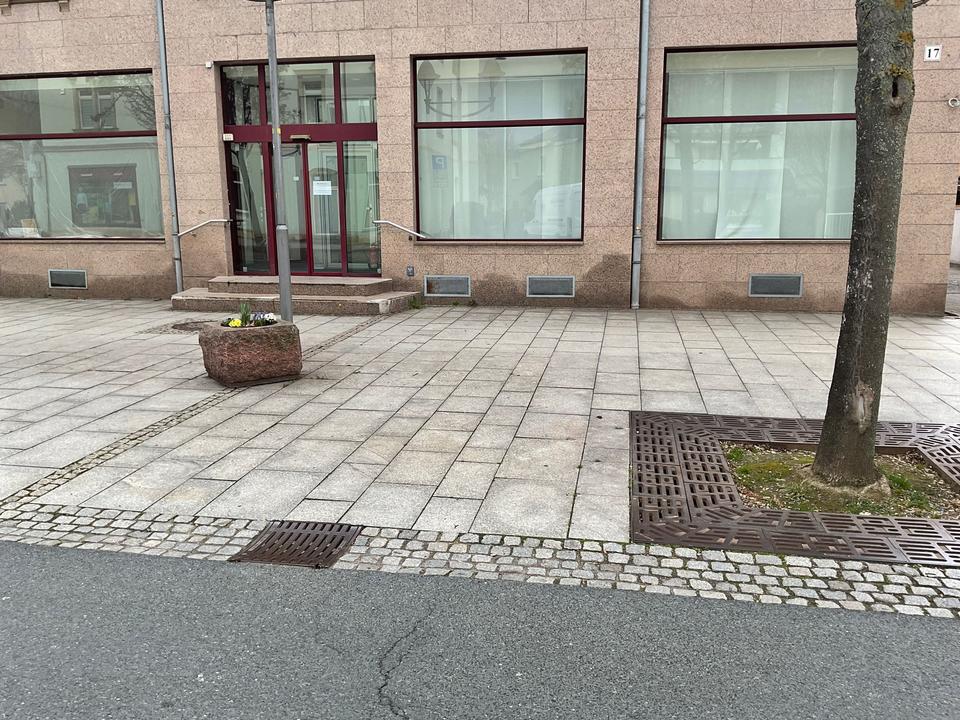 Thumbnail-Bürofläche im Wohn- und Geschäftshaus in Heidenau