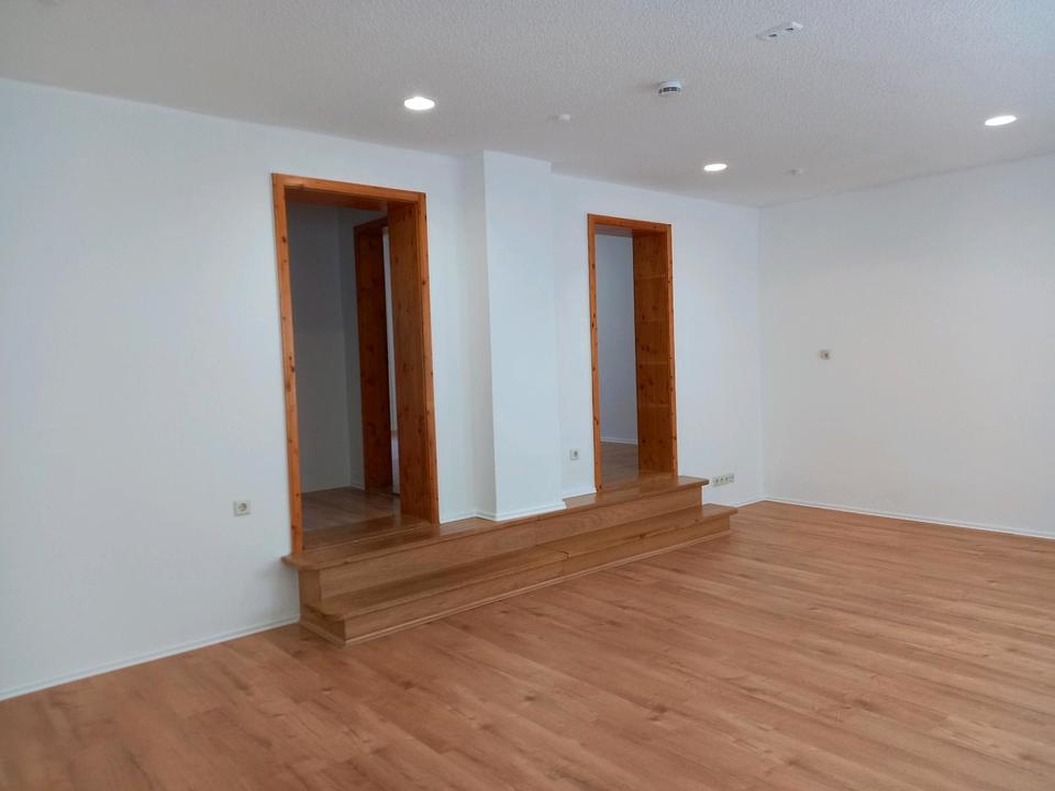 Thumbnail-Neurenoviertes Büro in der Südstadt