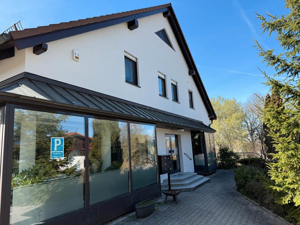 Thumbnail-REUSA * Büro Gewerbe * ruhige Lage in Sackgasse* Parkplätze *180 m² Stellplätze ab 08.26