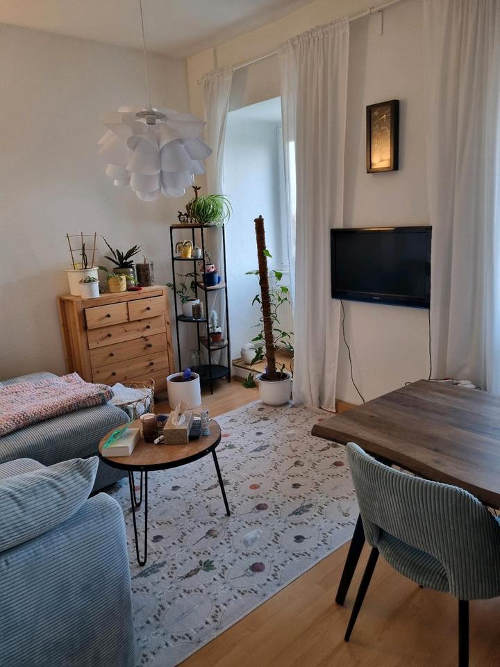 Thumbnail-Charmante Altbauwohnung in der Innenstadt ab 01.06.!