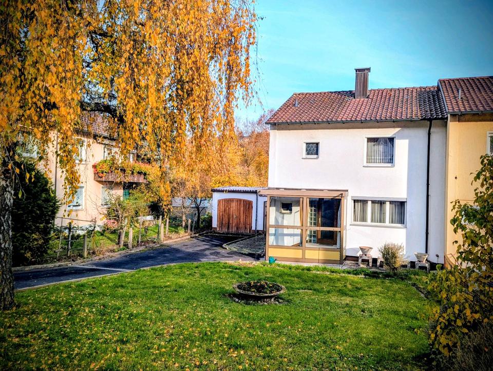 Thumbnail-Charmantes Reihenendhaus mit großem Grundstück und Potenzial