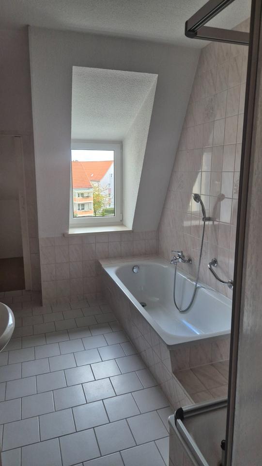 Thumbnail-Schöne 3-Raum-Wohnung in der Glauchauer Oberstadt