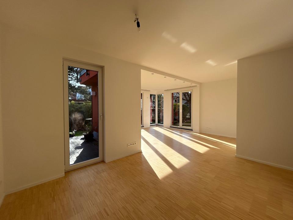 Thumbnail-Attraktive 3-Zimmer Erdgeschosswohnung 91m², Halle-Frohe Zukunft