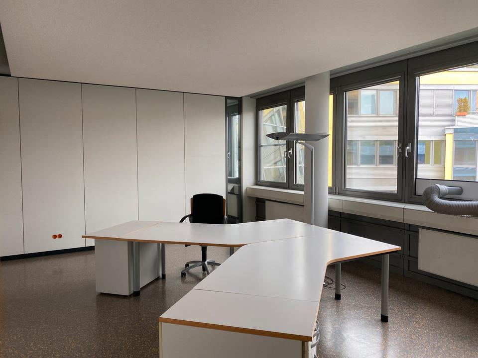 Thumbnail-245m² Büroflächen + TG-Stellplätze