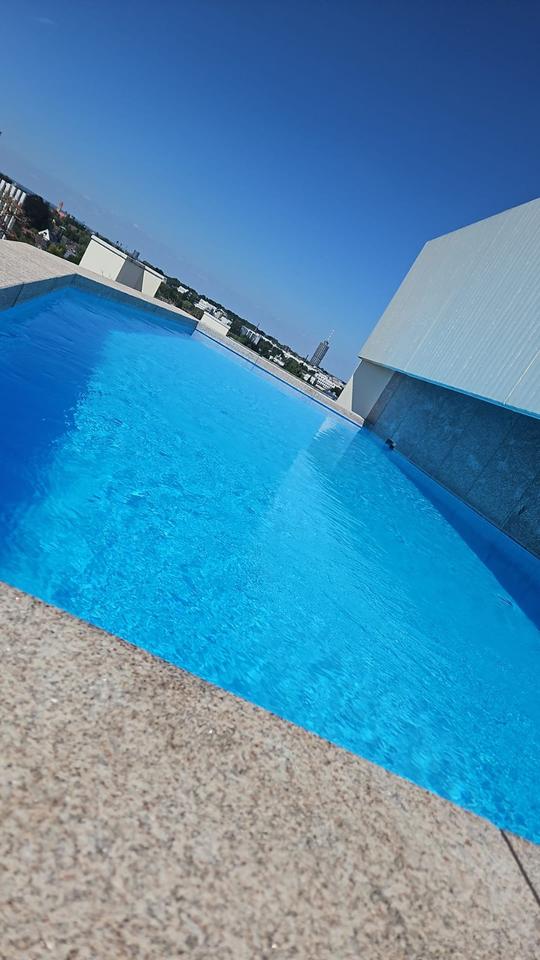 Thumbnail-Moderne 2-Zimmer-Wohnung mit Wohnküche, großem Balkon & Dachpool