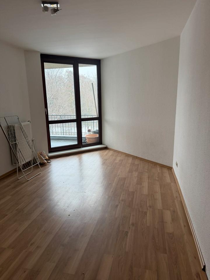 Thumbnail-1 Zimmer in 2 WG- Zimmer Wohnung.