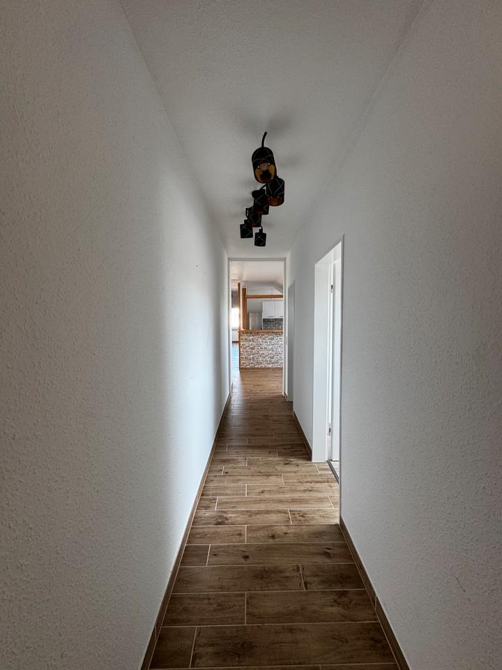 Thumbnail-Schöne 3-4 ZKB-DG-WHG inkl. EBK-in Bielefeld Hoberge-Uertr