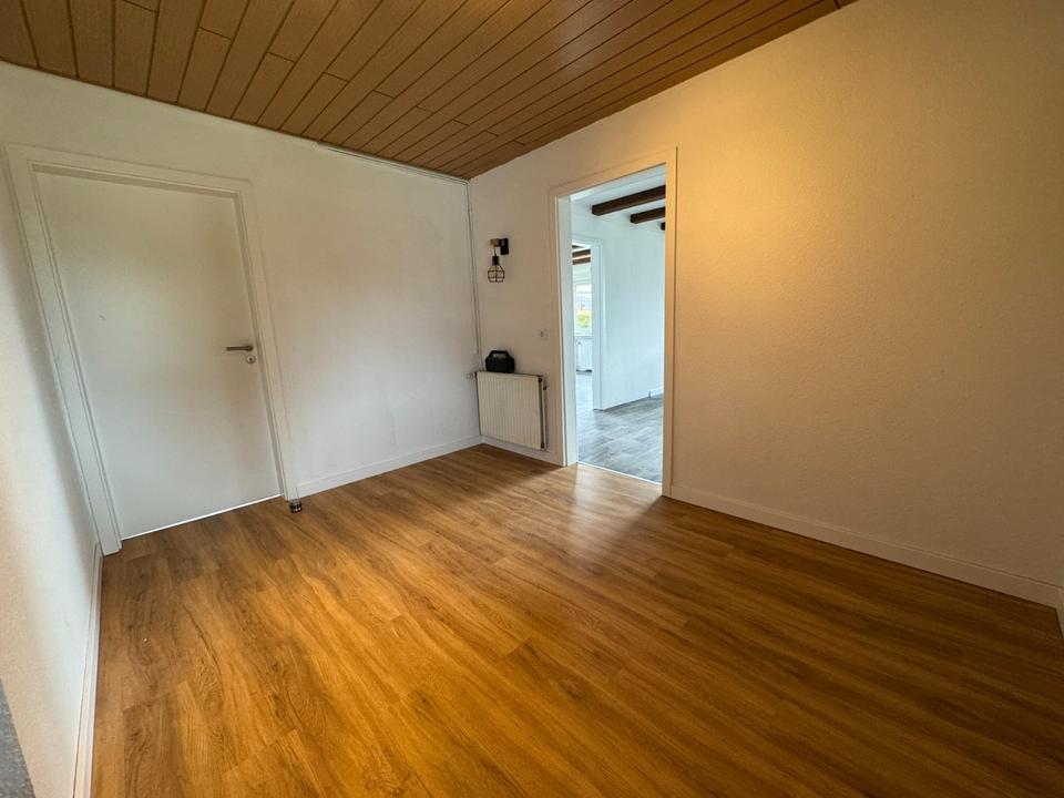 Thumbnail-Erdgeschosswohnung in Moordorf zu vermieten - Komplett Warm