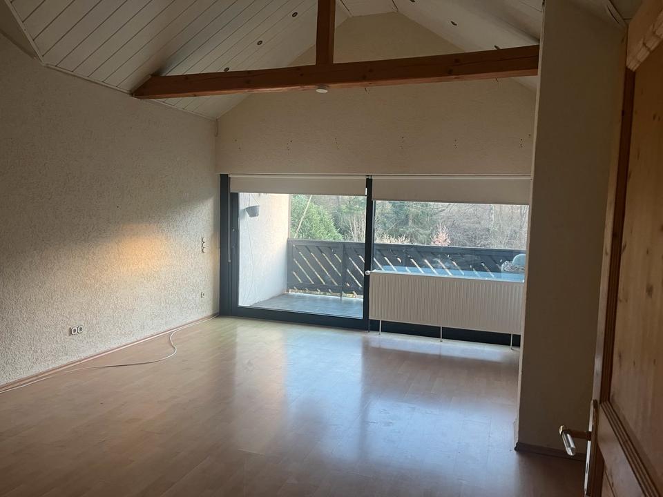 Thumbnail-3 ZkB Wohnung mit Balkon in Lauterbach zu Vermieten