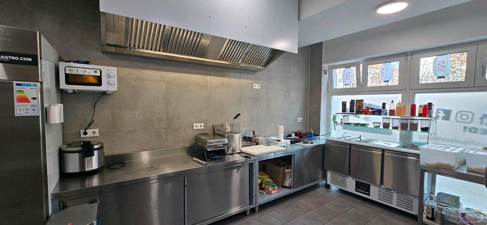 Thumbnail-Sushi Laden Restaurant