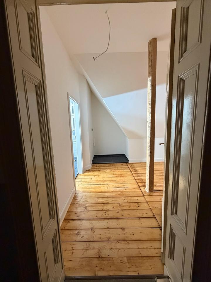 Thumbnail-39m² zentrales, charmantes, frisch saniertes Altbau-Apartment