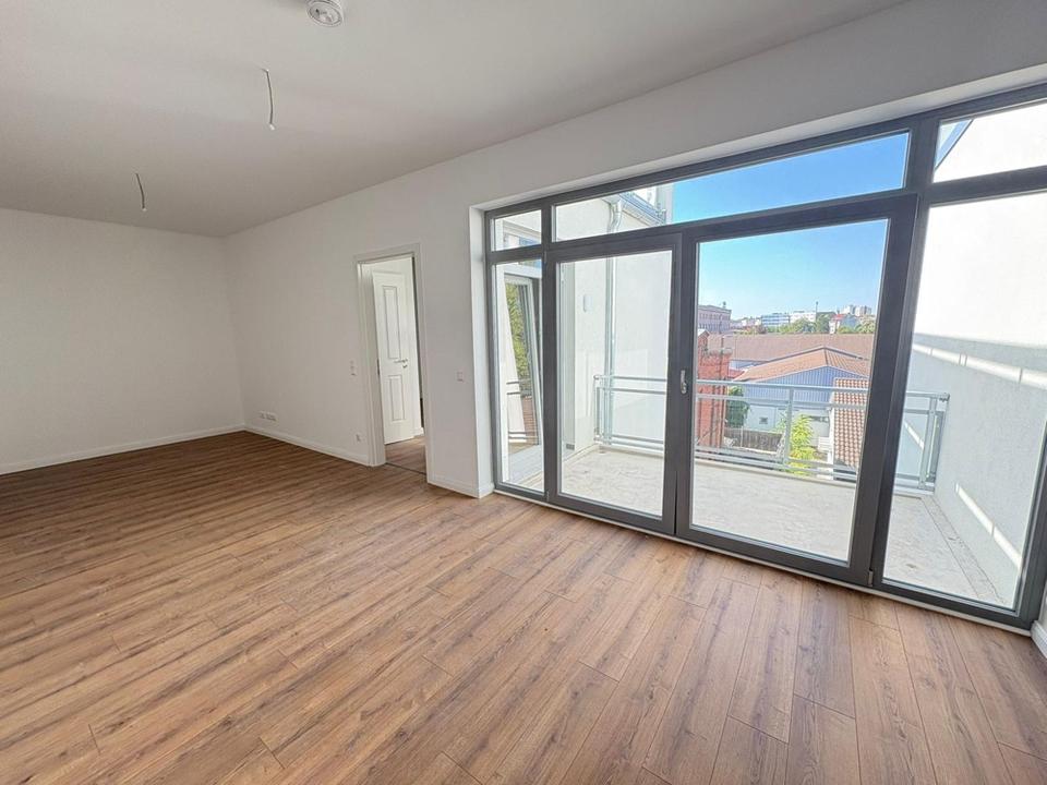 Thumbnail-Exklusive 3- Zimmerwohnung mit Sauna, Fußbodenheizung, Bad mit Badewanne und Walk In Dusche!