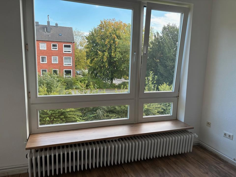 Thumbnail-Großzügige Wohnung in Altengroden mit Stellplatz!