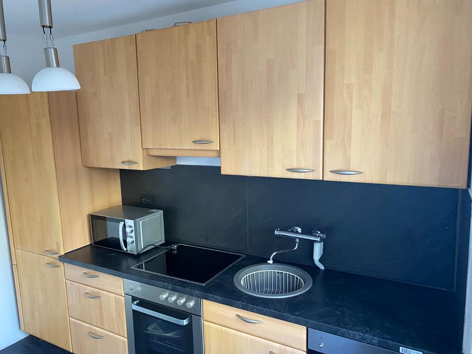 Thumbnail-3-Z.Wohnung,82m² in Regensburg, WG-ok, renoviert