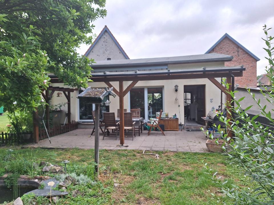 Thumbnail-Haus mit 1990m2 Grundfläche in idyllischer Lage zu Verkaufen