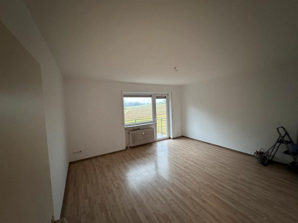 Thumbnail-3-Zimmer-Wohnung mit Weitblick – ab 01.05.2026 bezugsfrei