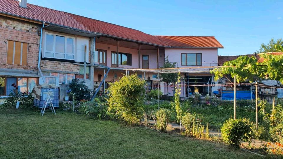 Thumbnail-Zweistöckiges Haus zu verkaufen in Bulgarien
