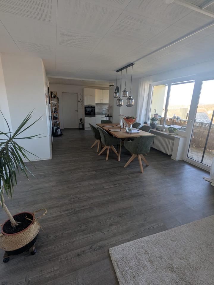 Thumbnail-gepflegte 2,5 ZWG Regensburg Nord