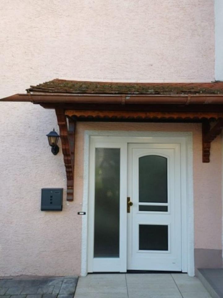 Thumbnail-Liebevoll renovierte Doppelhaushälfte, für maximal 4 Personen!