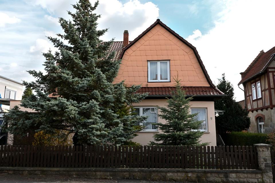 Thumbnail-Charmantes Haus mit großem Garten in Bad Langensalza zu verkaufen