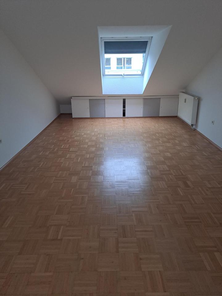 Thumbnail-sonnige Maisonettewohnung mit Balkon im Kreuzviertel