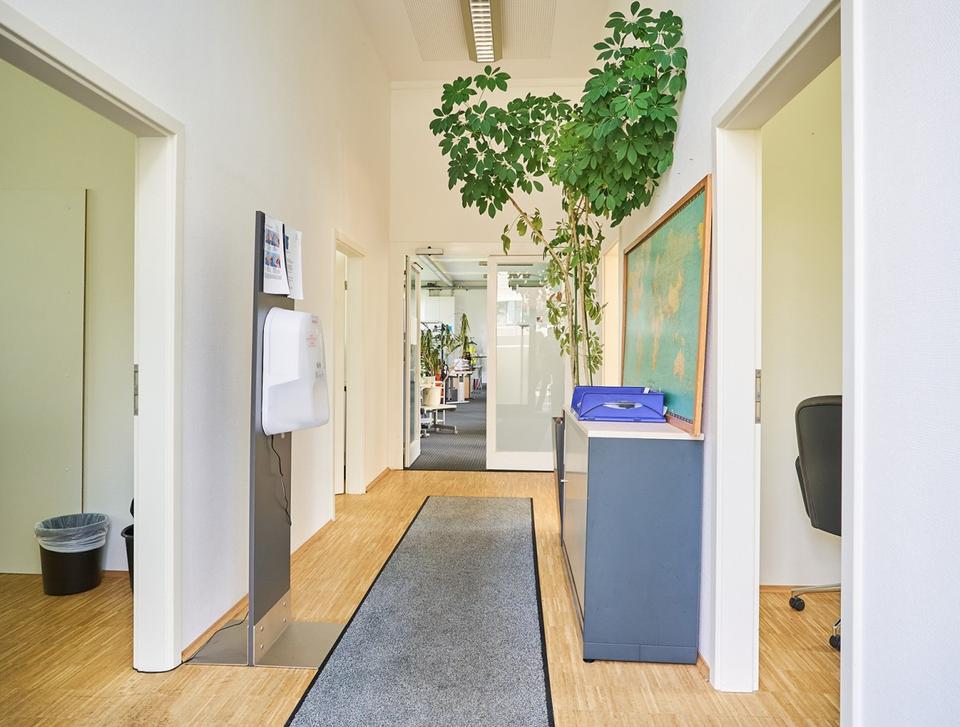 Thumbnail-Büroflächen im ersten Stock– mit Teeküche-ab 6,50 EURm²!*