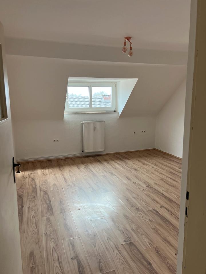 Thumbnail-Duisburg beeck Dachgeschosswohnung.