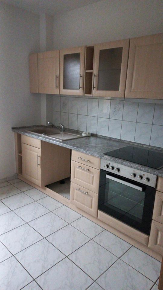 Thumbnail-Ruhige, gepflegte 3-Raum-Wohnung 1.OG mit Garage Keller Garten