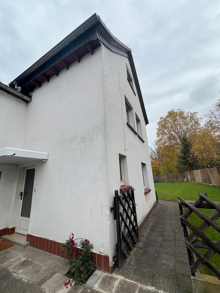 Thumbnail-Geräumiges 4,5-Zi.-Hinterhaus mit Garage in Dreieich