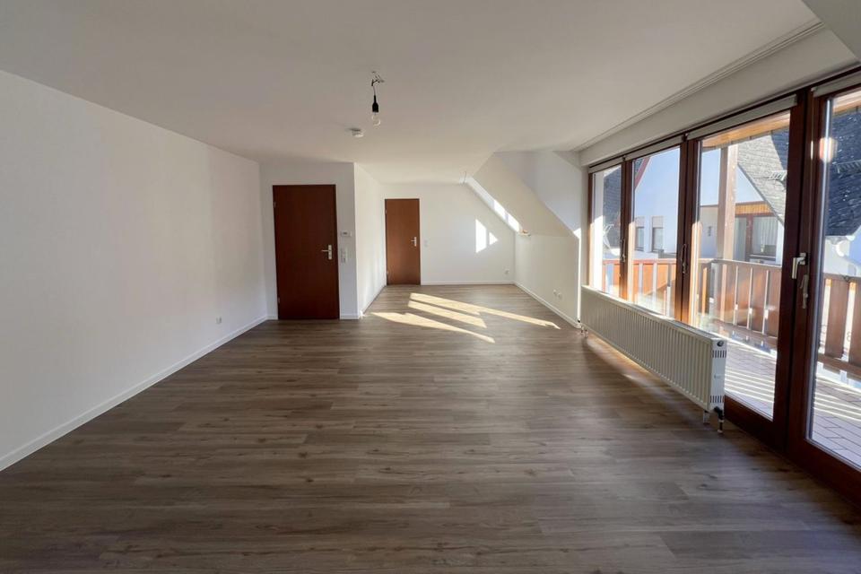 Thumbnail-Helle Wohnung mit Balkon in zentraler Lage