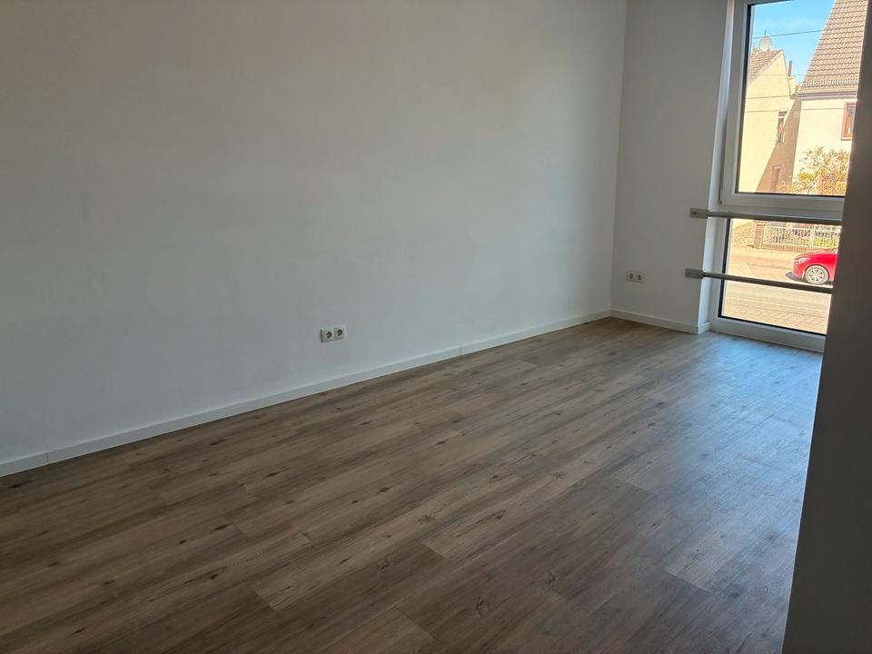 Thumbnail-Hastedt ,2 Zimmerwohnung Bj 2000 mit Fahrstuhl