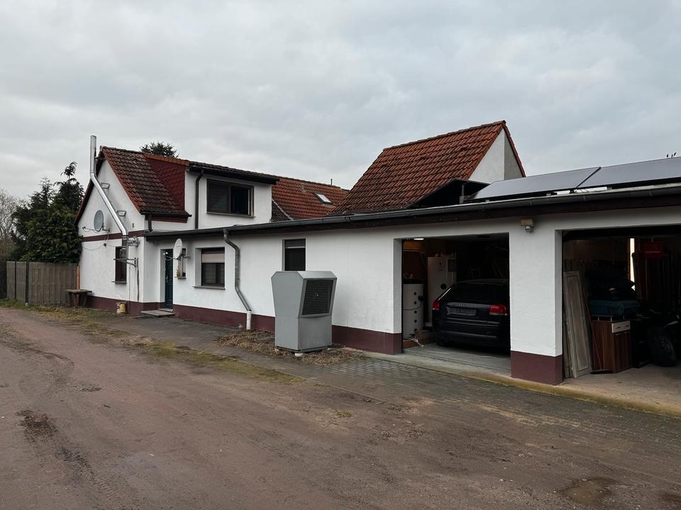 Thumbnail-Einfamilienhaus mit Doppelgarage