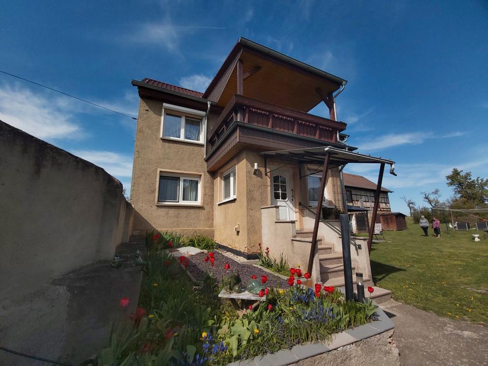 Thumbnail-Charmantes Einfamilienhaus mit großem Grundstück