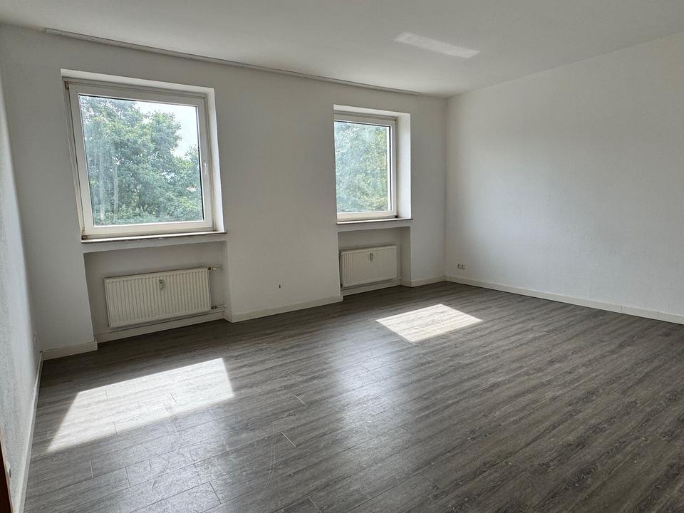 Thumbnail-Helle 4-Zimmer-Wohnung zentral in Essen-Frohnhausen!