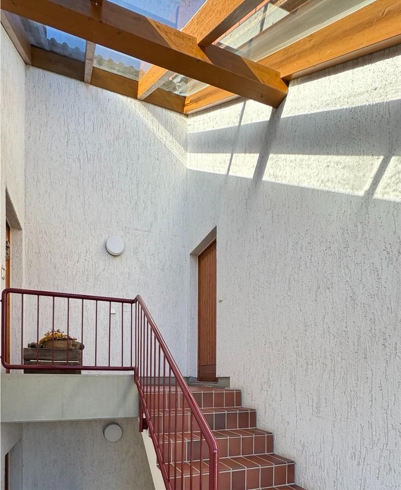 Thumbnail-2 Zimmer Wohnung 60qm 2 OG komplett renoviert