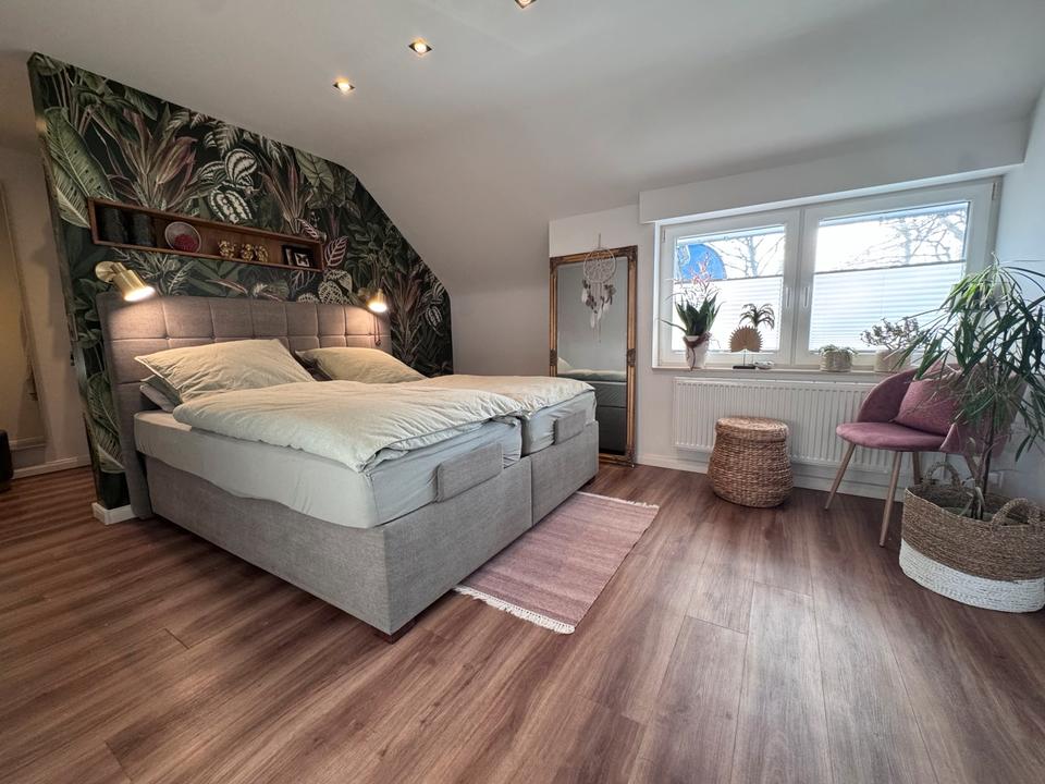 Thumbnail-Modernisiertes Reihenhaus mit Keller, Wintergarten ( ohne Makler)