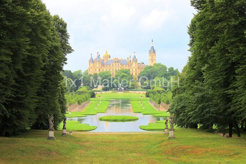 Thumbnail-3-Raum Wohnung mit Balkon, Schloßgartenallee