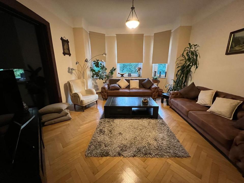 Thumbnail-Großzügige 5-Zimmer-Wohnung mit zwei Balkonen, Weserblic