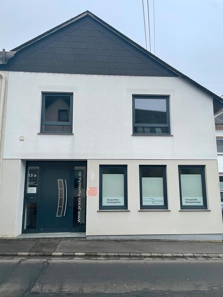 Thumbnail-Zwei Gebäude viele Möglichkeiten