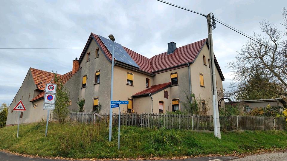 Thumbnail-Dreiseitenhof in langenleuba - Niederhain